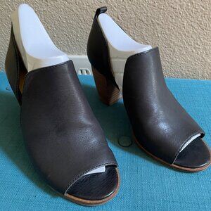 Lucky Brand Black Leather Peep-toe Booties